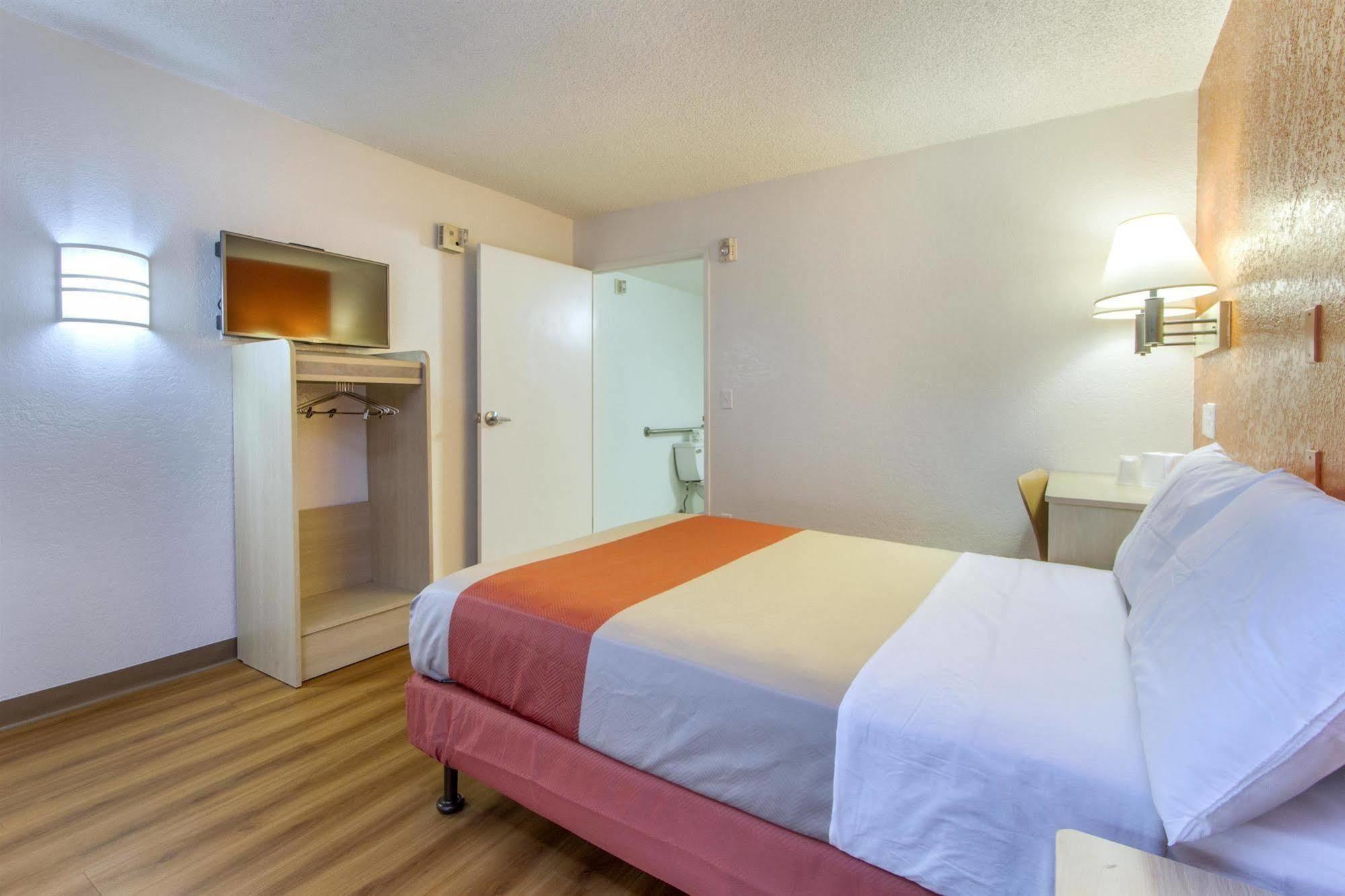 Phoenix Inn מראה חיצוני תמונה